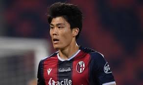 Arsenal confirmed the signing of japanese international defender takehiro tomiyasu from bologna yesterday. Uqyvylmgpzpy0m