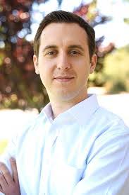 Adam Malinowski's Instagram, Twitter & Facebook