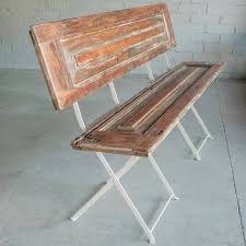 Reutilisez Vos Vieux Volets Pour En Faire Un Banc Idees Brico Deco Vieux Volets Relooking De Mobilier Mobilier De Salon