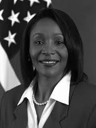 Christa Hendricks's Instagram, Twitter & Facebook