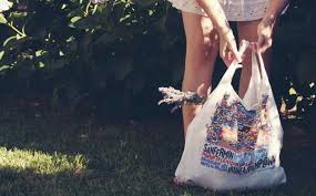 See more ideas about t shirt, tshirt designs, mens tshirts. Tuto Diy Fabriquer Un Sac Avec Un Ancien T Shirt