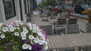 Ontarion is the largest province of canada with 1.46 crore population. 8bmzteflu L8nm