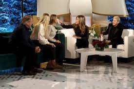 Ellen Degeneres Jennifer Aniston Surprise Out Of Work Single Dad