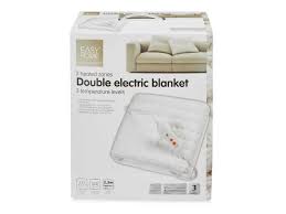 In the us and in canada, an electric blanket is a simple heating device placed over the. Best Electric Blankets To Keep You Warm This Winter 2019 Mirror Online
