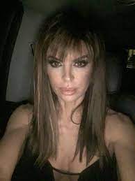 A january appearance on wwhl in which she wore long hair extensions for the first time in nearly two decades. Lisa Rinna On Twitter Selfie Long Hair Don T Care