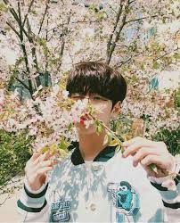 Cara memotret foto produk untuk jualan online dengan cahaya matahari / natural light. Ulzzang Icons Ulzzang Pentagon Cute Korean Boys