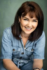 Hollie Taylor's Instagram, Twitter & Facebook