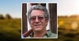 Brent Trahan's Instagram, Twitter & Facebook