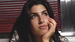 Amy winehouse starb mit nur 27 jahren. Vvr7flgedox4vm