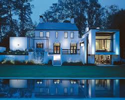 Dormer windows became popular later as a way to provide light and ventilation for the upper level, adding to the home's usable. 5 Realistic Renovation Ideas For Colonial Homes Home Bunch Interior Design Ideas