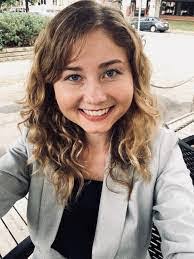 Cora Mcneil's Instagram, Twitter & Facebook