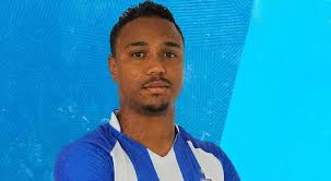 CSA anuncia contratação do atacante Michel Douglas