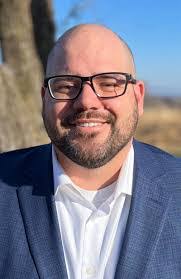 Kendra Quick's Instagram, Twitter & Facebook