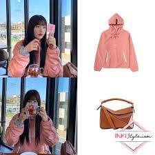 Watch girlfriend aku dari neraka the series season 1 episode 11 online streaming. Red Velvet Joy Lights Up Instagram With Her Cute Pink Outfit In 2021 Red Velvet Joy Cute Pink Outfits Pink Outfit