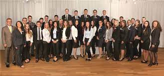 Denn hier spielt sich unser alltag ab. 34 Junge Menschen Starten Ihre Ausbildung