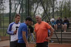 Dominik koepfer and daniil medvedev face off in round 3 of the us open 2019. Jugendtrainer Uber Dominik Koepfer Sein Weg War Ungewohnlich Aber Richtig Tennis Magazin