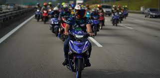 Check spelling or type a new query. Hobi Menunggang Kuda Besi Zizan Sinar Plus