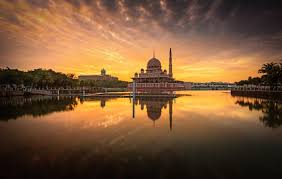 Plane with malaysian bodies arrives in kuala lumpur the bodies of 20 malaysian victims of flight mh17 that crashed in ukraine in july have arrived in kuala lumpur, as the nation holds a day of mourning 2014 jun.17. Federal Territory Mosque Kuala Lumpur Malaysia Kuala Lumpur Lumpur