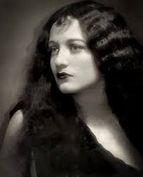 AOT real life picture 1926❤️❤️ сеение henhass Annie Erwin Art /Simi