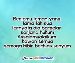 Belakangan ini pantun lucu sedang banyak digemari. Pantun Assalamualaikum Lucu