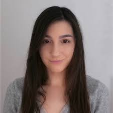 Sandra Veres's Instagram, Twitter & Facebook