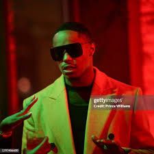 1,459 Avery Williams Photos & High Res Pictures