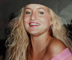 A Eufaula woman lost her life over the weekend after being struck by  lightning during her evening walk. Joy Rogers is remembered as a joyful  spirit and talented artist. Ryan Gillin News