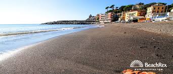 Am strand relaxen, wandern entlang der küste, durch altstädte bummeln bucht einen urlaub nach ligurien & entdeckt eine region voller schönheit. Strand Sturla Genova Liguria Italien Beachrex Com