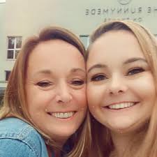 Jan Singleton (@JanSing15857730)