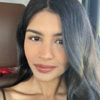 Evelyn Reyna's Instagram, Twitter & Facebook