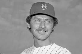 Bud Harrelson, scrappy Mets shortstop who once fought Pete Rose, dies at 79