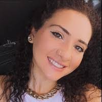 Angela Martucci's Instagram, Twitter & Facebook