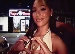 24, when another pretty girl calls me pretty :3