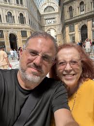 Diana Sinatra-Araujo, CHRL