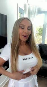 X 上的Mamanpomponette：「Sur mon Only Fans tu verras mes magnifique seins et  encore plus t.co4DoZTIPlEh t.conjbEdeKbRf」  X