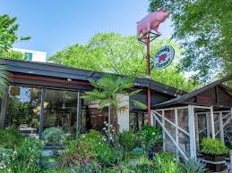 It is social media that is more social, and less media. Crook S Corner Closes After Almost 40 Years In Chapel Hill Eater Carolinas