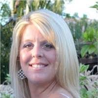 Amanda Guinn's Instagram, Twitter & Facebook