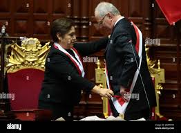 160728) -- LIMA, July 28, 2016 (Xinhua) -- President of Peruvian Congress Luz  Salgado (L) puts the Presidential Sash