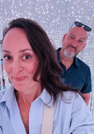 What are similar international schools in the mid-price range to St Andrews  Nord Anglia in Hong Kong, specifically in the New Territories, Clearwater,  Disco, or Lantau area?