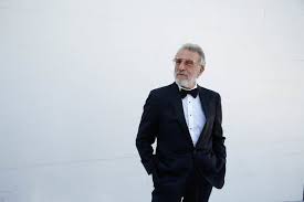 Custom tailoring & alterations for men & women. George Zimmer Takes On Men S Wearhouse With Tuxedo Start Up The New York Times