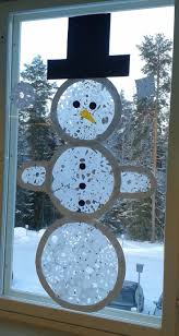 Lumiukko Sisus Lumihiutaleita Fensterbilder Weihnachten Basteln Basteln Weihnachten Winter Weihnachtszeit Basteln