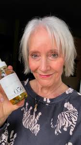 Hey girl, Spring is here and it's the perfect time to take extra special  care of your skin. I know that I am loving my Dry Body Oil. My skin feels so