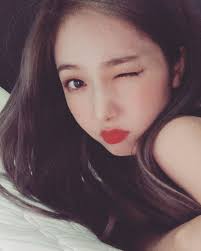 Pin Oleh Pisces Lisa Di Gemini Kpop Idols Idol Gambar Selebritas