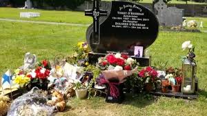More images for grave john cazale funeral » Dolores O Riordan Rock Musician She Was The Lead Vocalist For The Irish Rock Music Band The Cranberries Dolores O Riordan Famous Graves Cemetery Statues