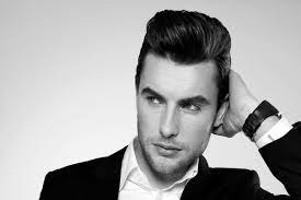 أجمل قصات شعر للوجه الطويل للرجال بالصور موسوعة