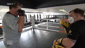 T bin ich wieder eine zeit in stuttgart trainiere und halte mich bereit auf das irgendwann der anruf kommt: Kong S Gym Opslag Facebook