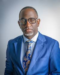 If first impressions are everything… consider this a mic drop. 🎤 Glasses  this sharp should come with a warning. ⚠️ #BausOptical