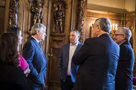 A nyelvvizsgáról szóló javaslatot a szerdai kormányülésen terjesztik elő. Novak Katalin Orban Viktor Tajani Antonio Gottfried Peter Daily News Hungary