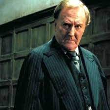He sacked an advisor, albus dumbledore when the chamber of secrets was opened at hogwarts school.he faced criticism when sirius black escaped azkaban, and he failed to find the prisoner. Cornelius Fudge Cornelius Fudge Twitter