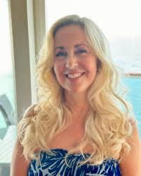 Robyn E Marshall (@robynemarshall) • Instagram photos and videos